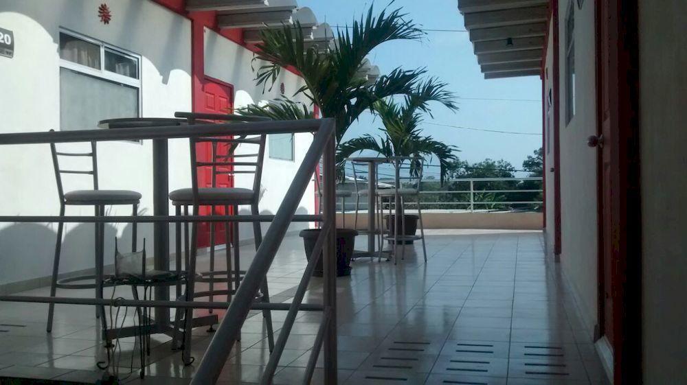 Hotel Plaza Providencia Ixtapa  Экстерьер фото