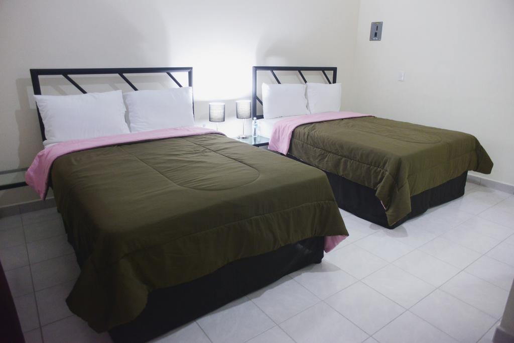Hotel Plaza Providencia Ixtapa  Экстерьер фото