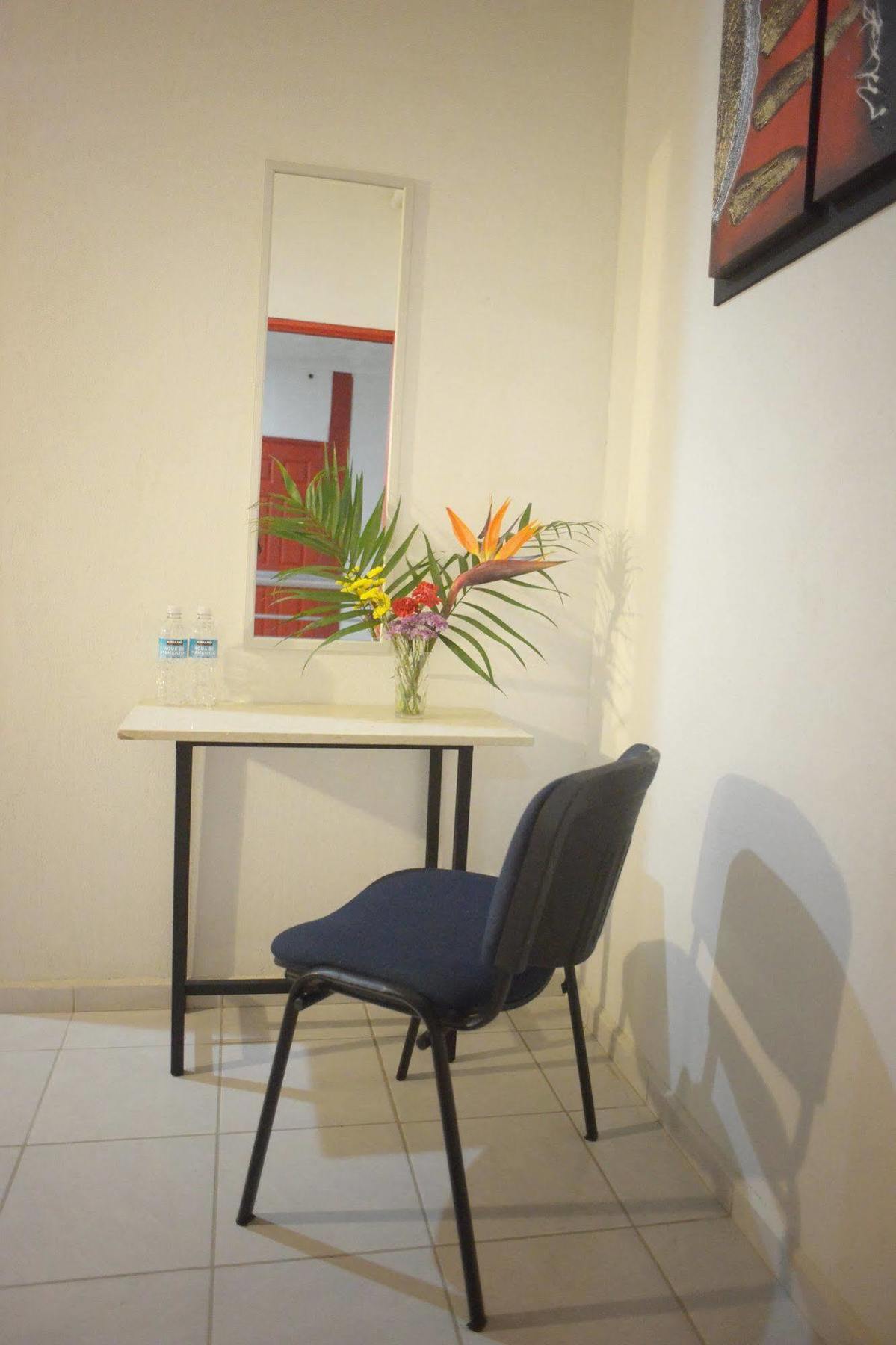 Hotel Plaza Providencia Ixtapa  Экстерьер фото