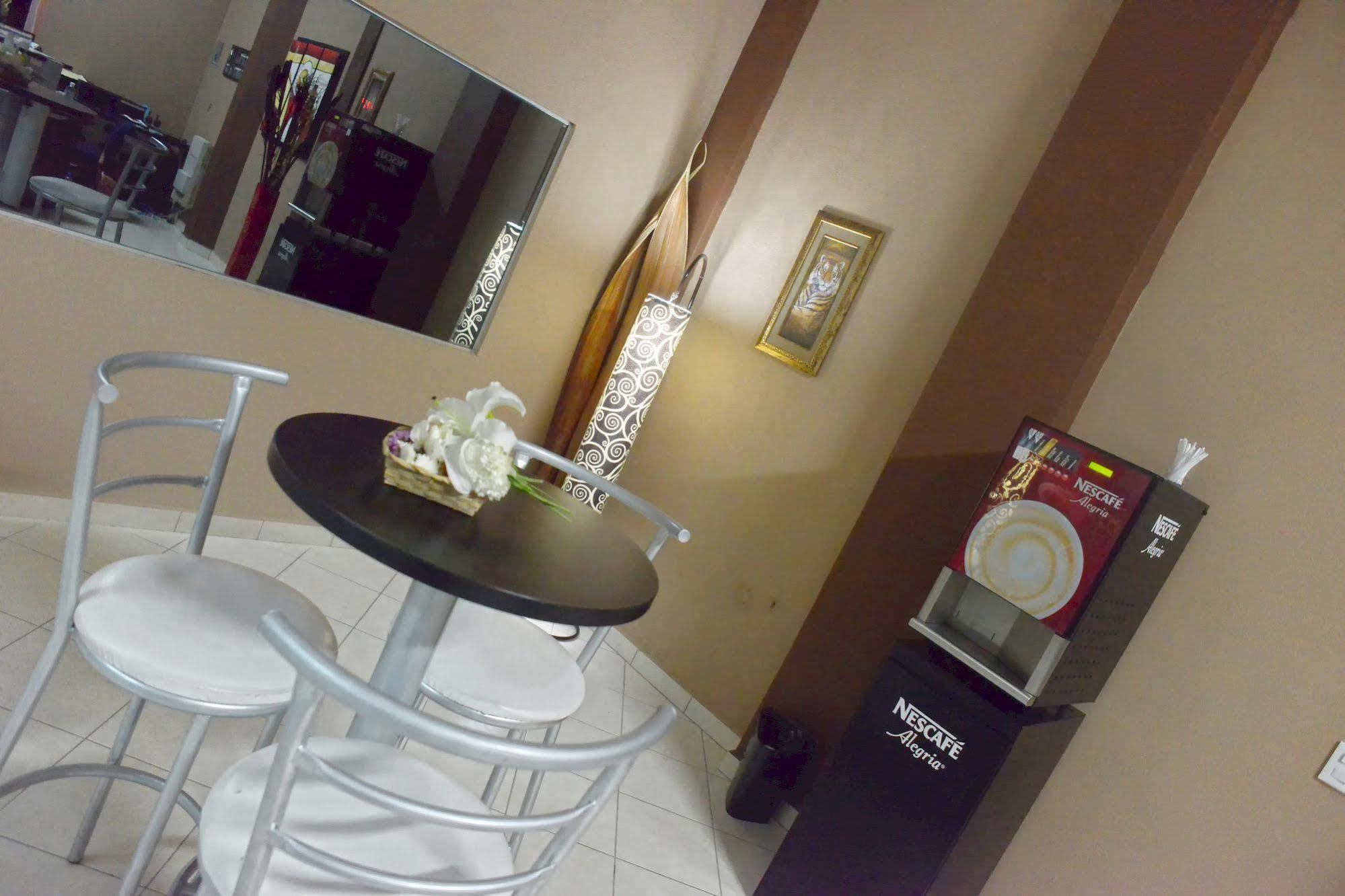 Hotel Plaza Providencia Ixtapa  Экстерьер фото