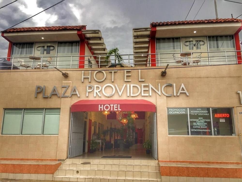 Hotel Plaza Providencia Ixtapa  Экстерьер фото